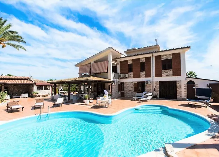 Villa Blondie Con Piscina A *