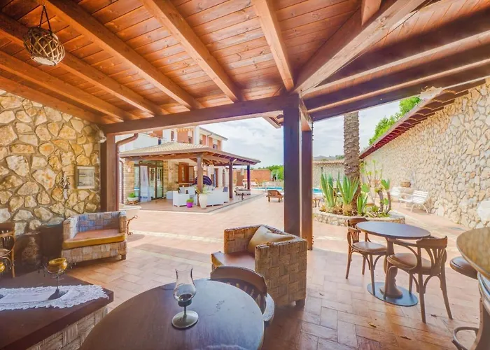 Villa Blondie Con Piscina A Castellammare del Golfo