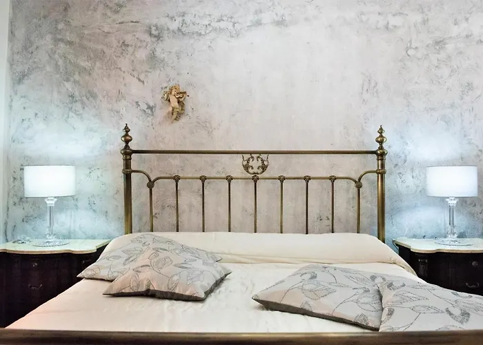 Blondie Con Piscina A Villa *