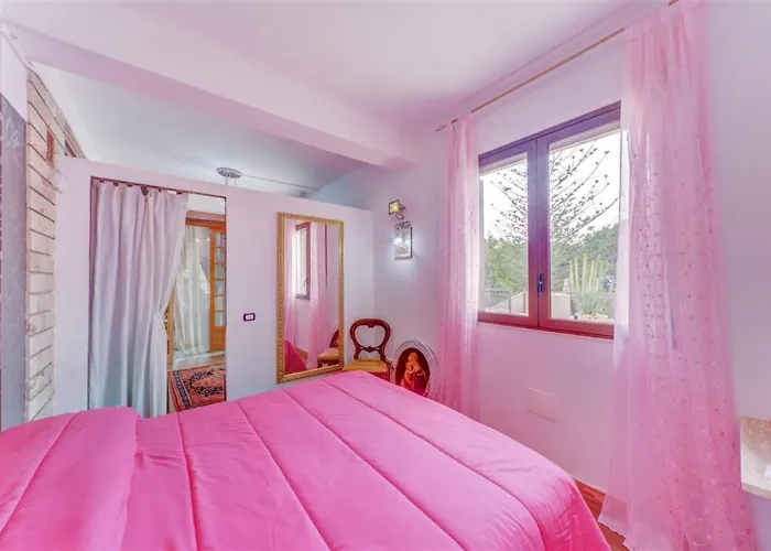 Blondie Con Piscina A Villa Castellammare del Golfo